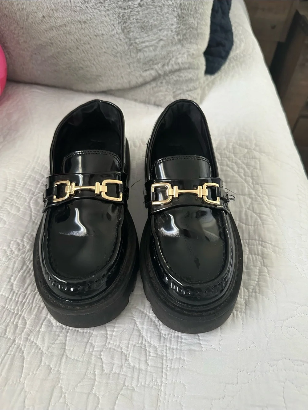 Girls Zara 32 1/1.5 Black Patent Platform platform Loafers with Gold buckle